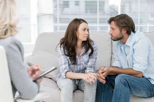 Как вести себя с алкоголиком: советы психолога